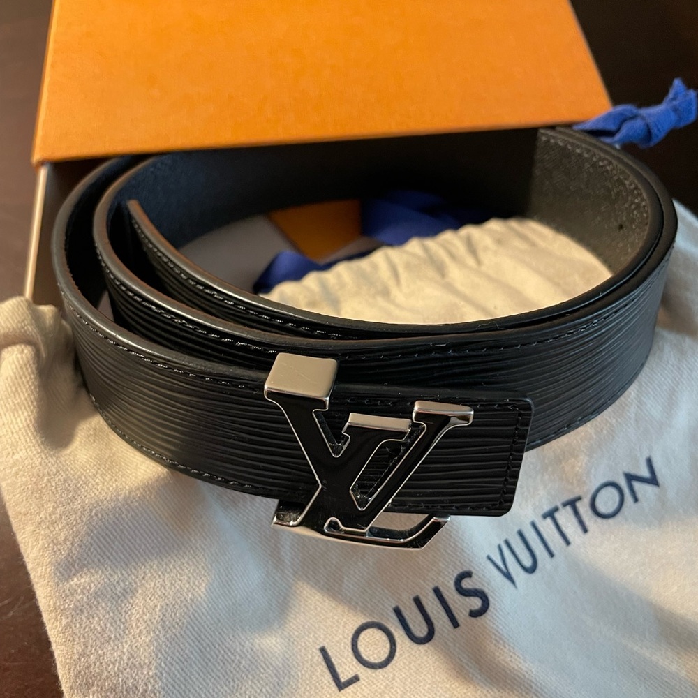 Louis Vuitton Black Leather Men’s Belt with Silver Buckle Size 80 cm, 32 in